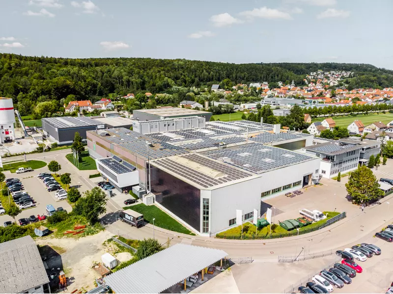 Das Firmengelände der Firma Mayer Stahl- und Apparatebau..webp